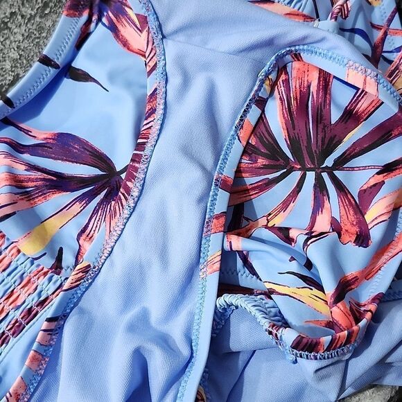 BRAND NEW JESSICA SIMPSON ONE-PIECE TROPICAL V-NECK SWIMWEAR Cross-back SWIMSUIT - Picture 13 of 16